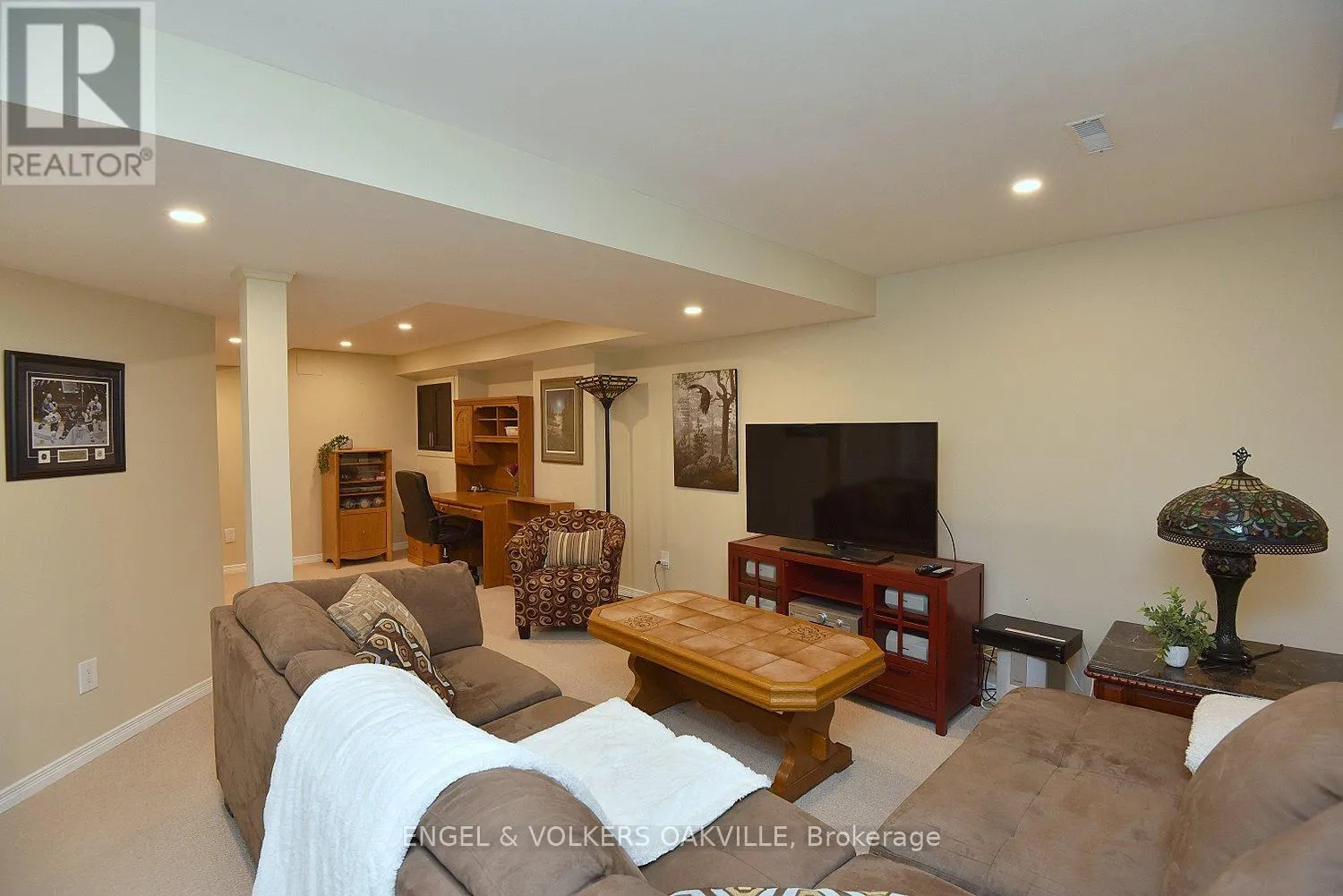 28 WATERWHEEL CRESCENT