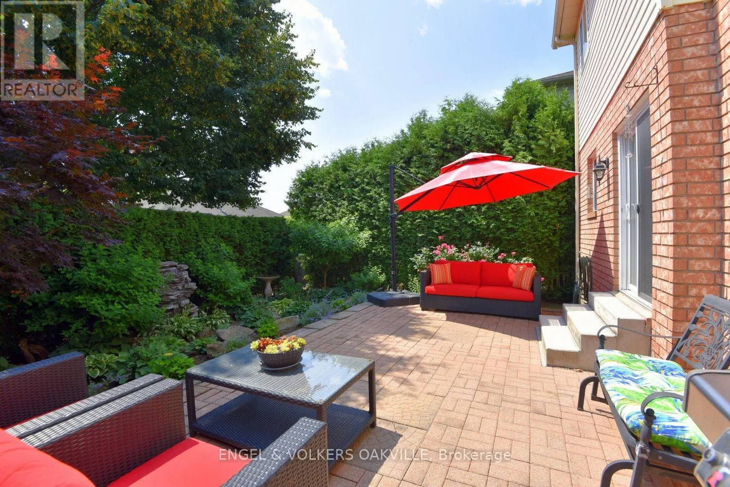28 WATERWHEEL CRESCENT