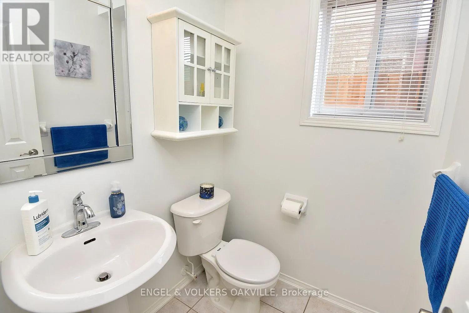 28 WATERWHEEL CRESCENT