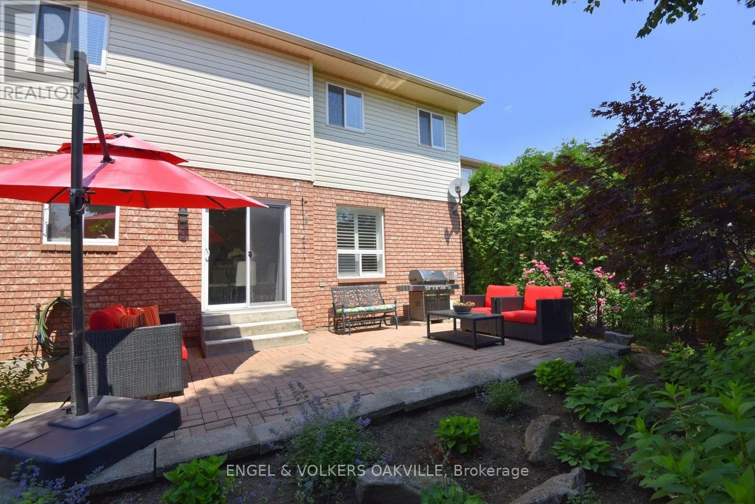 28 WATERWHEEL CRESCENT