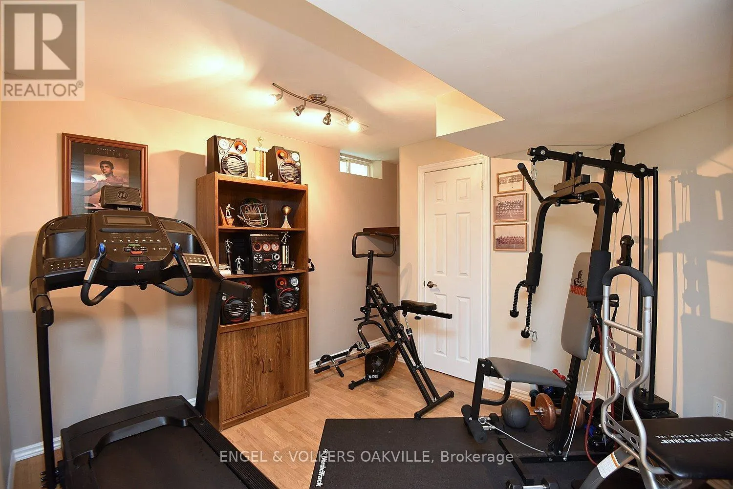 28 WATERWHEEL CRESCENT