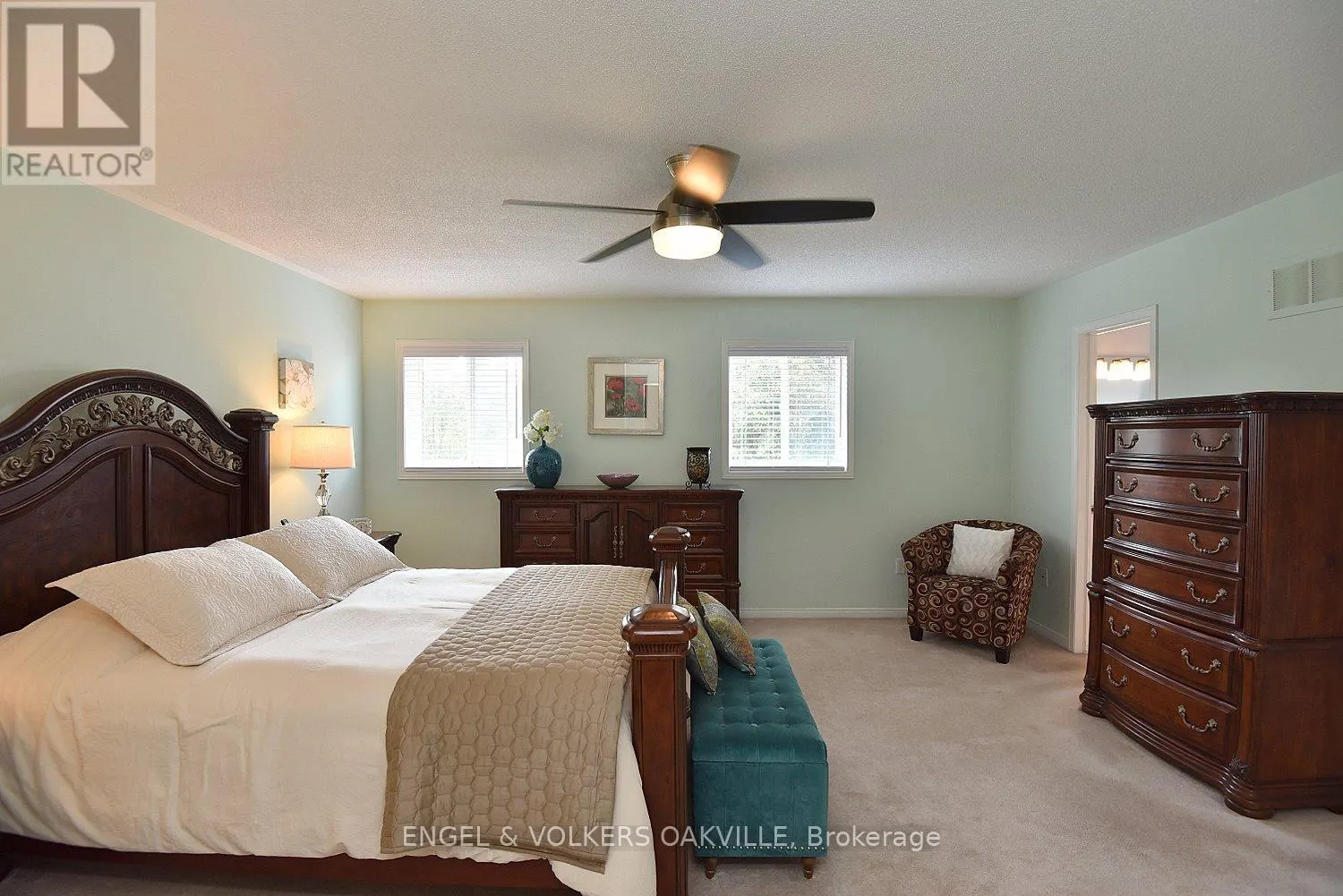 28 WATERWHEEL CRESCENT