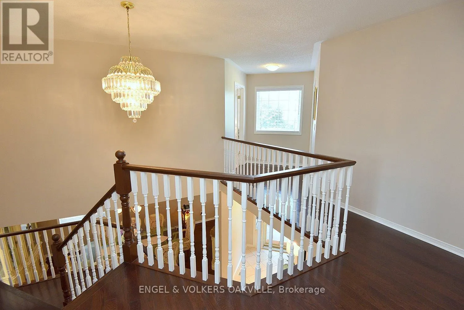 28 WATERWHEEL CRESCENT