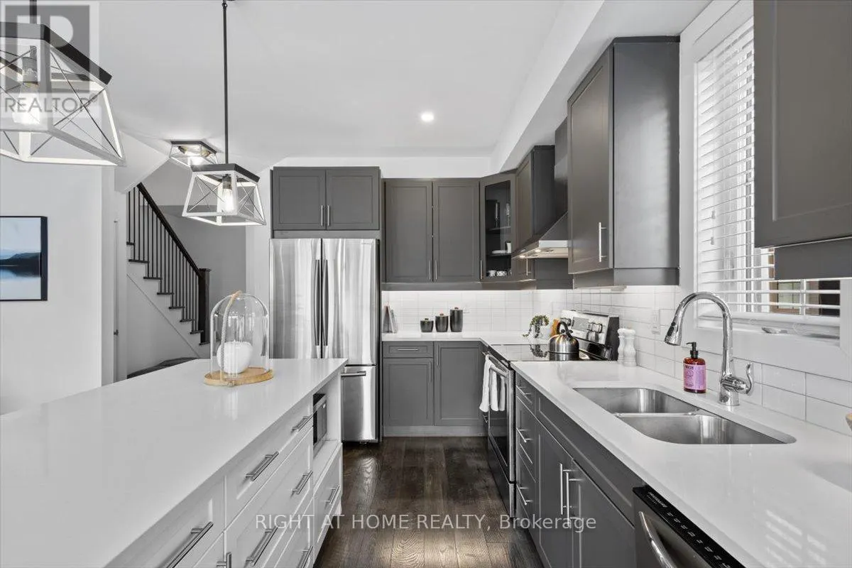 206 YELLOW BIRCH CRESCENT
