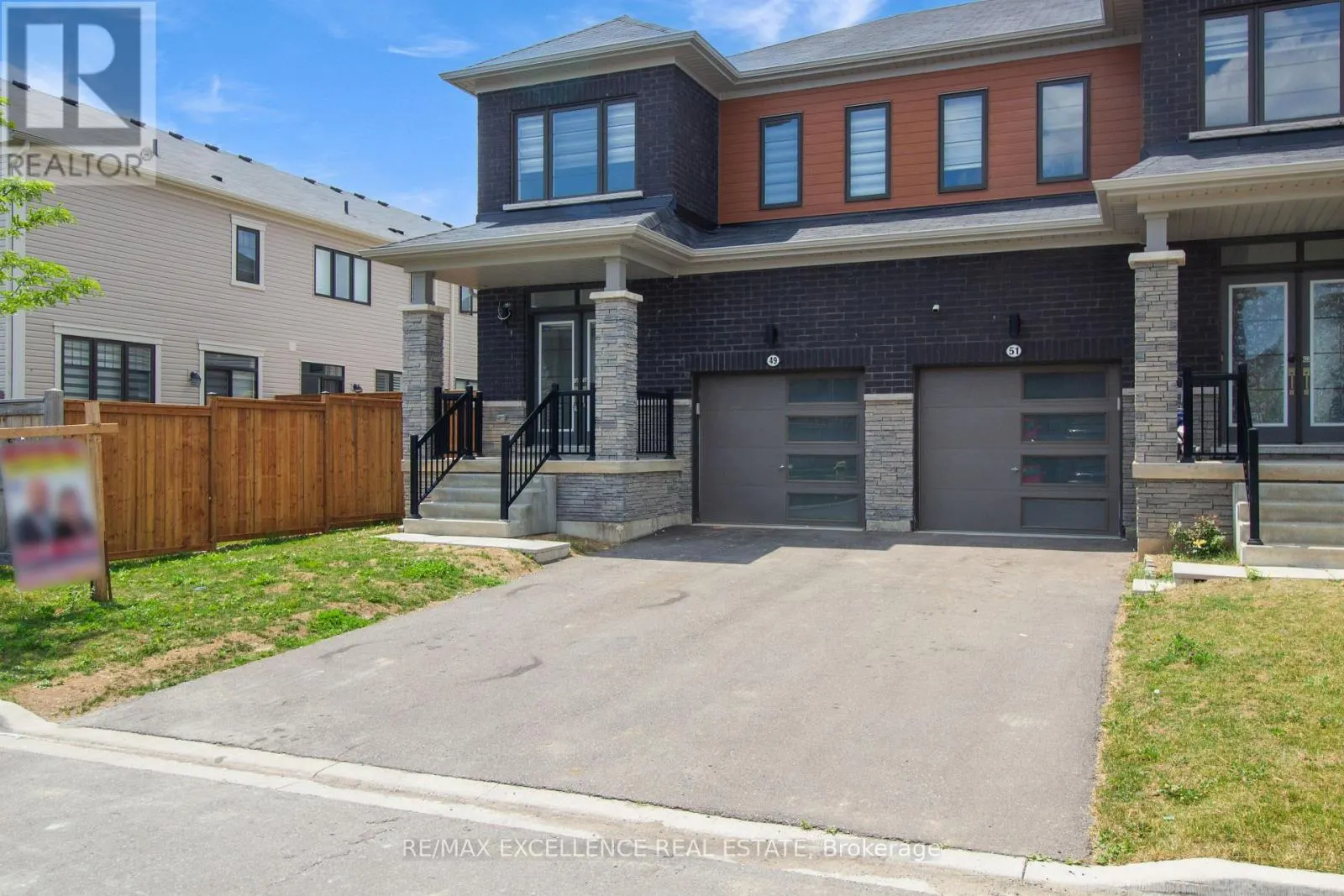 49 MALCOLM CRESCENT