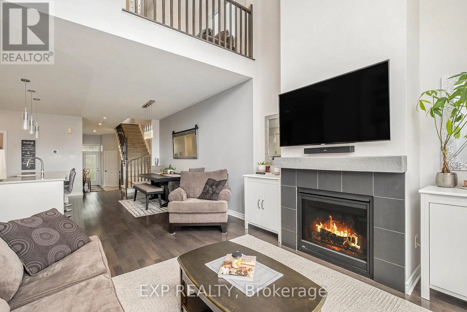 511 EARNSCLIFFE GROVE