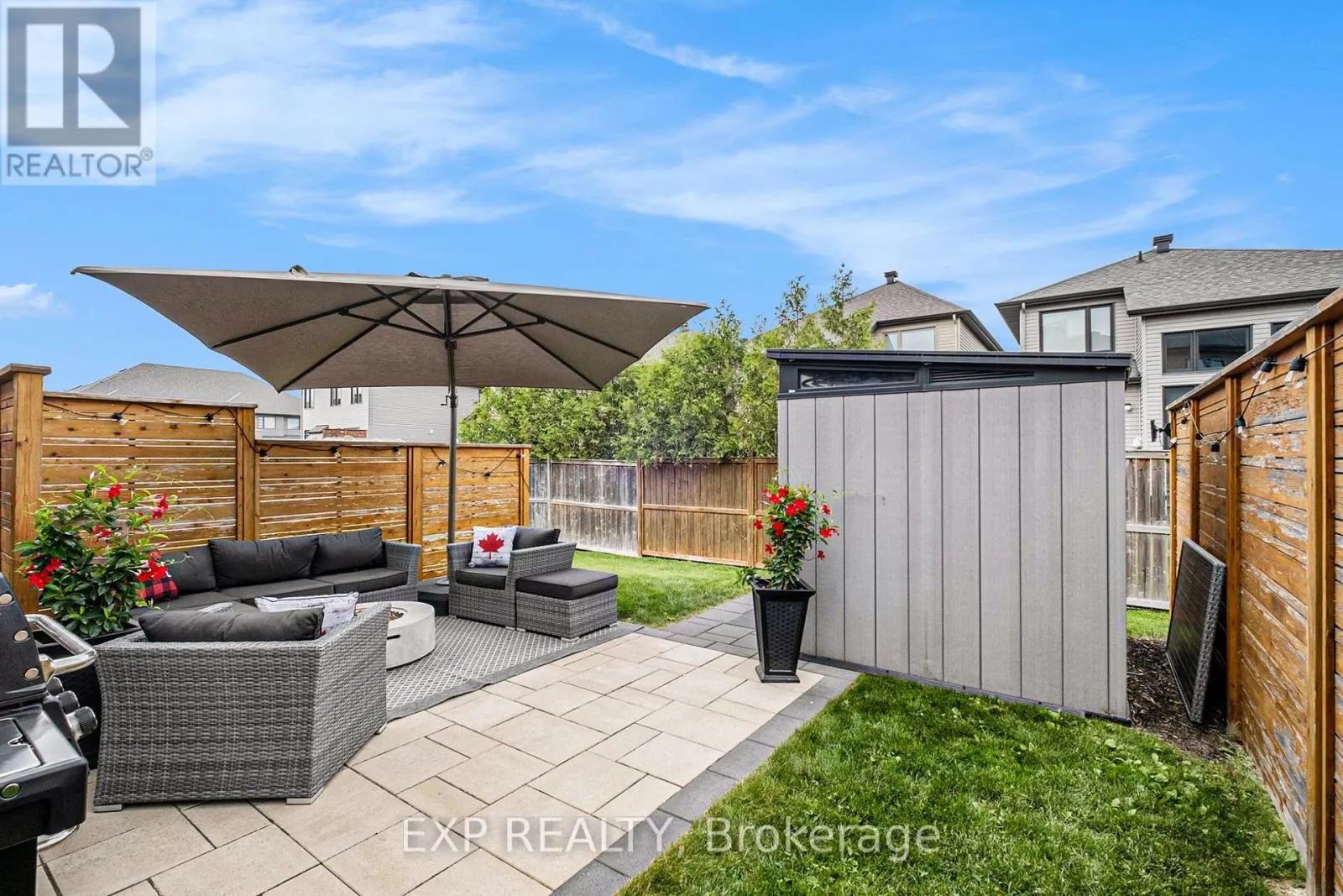 511 EARNSCLIFFE GROVE