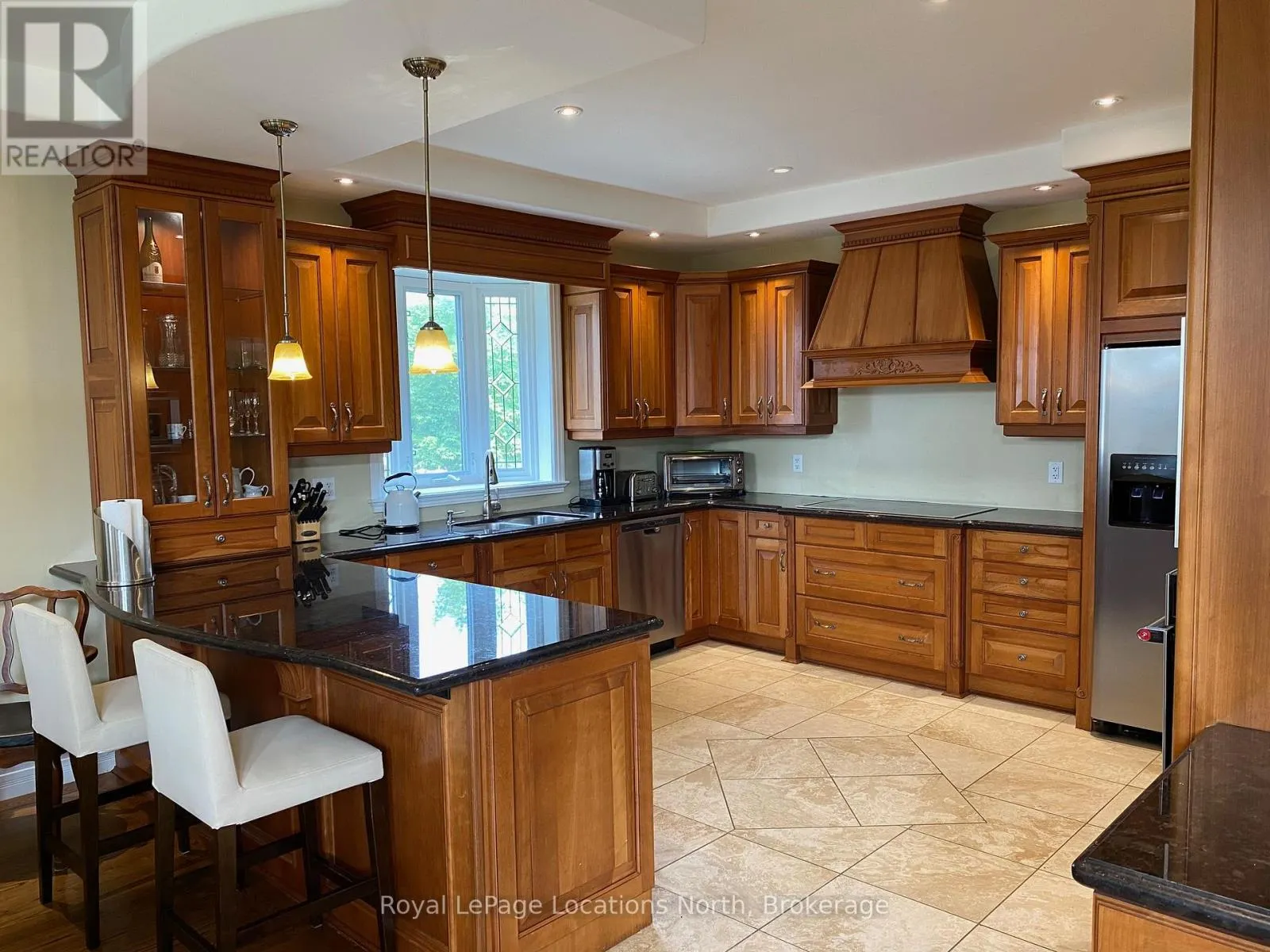 212 SNOWBRIDGE WAY