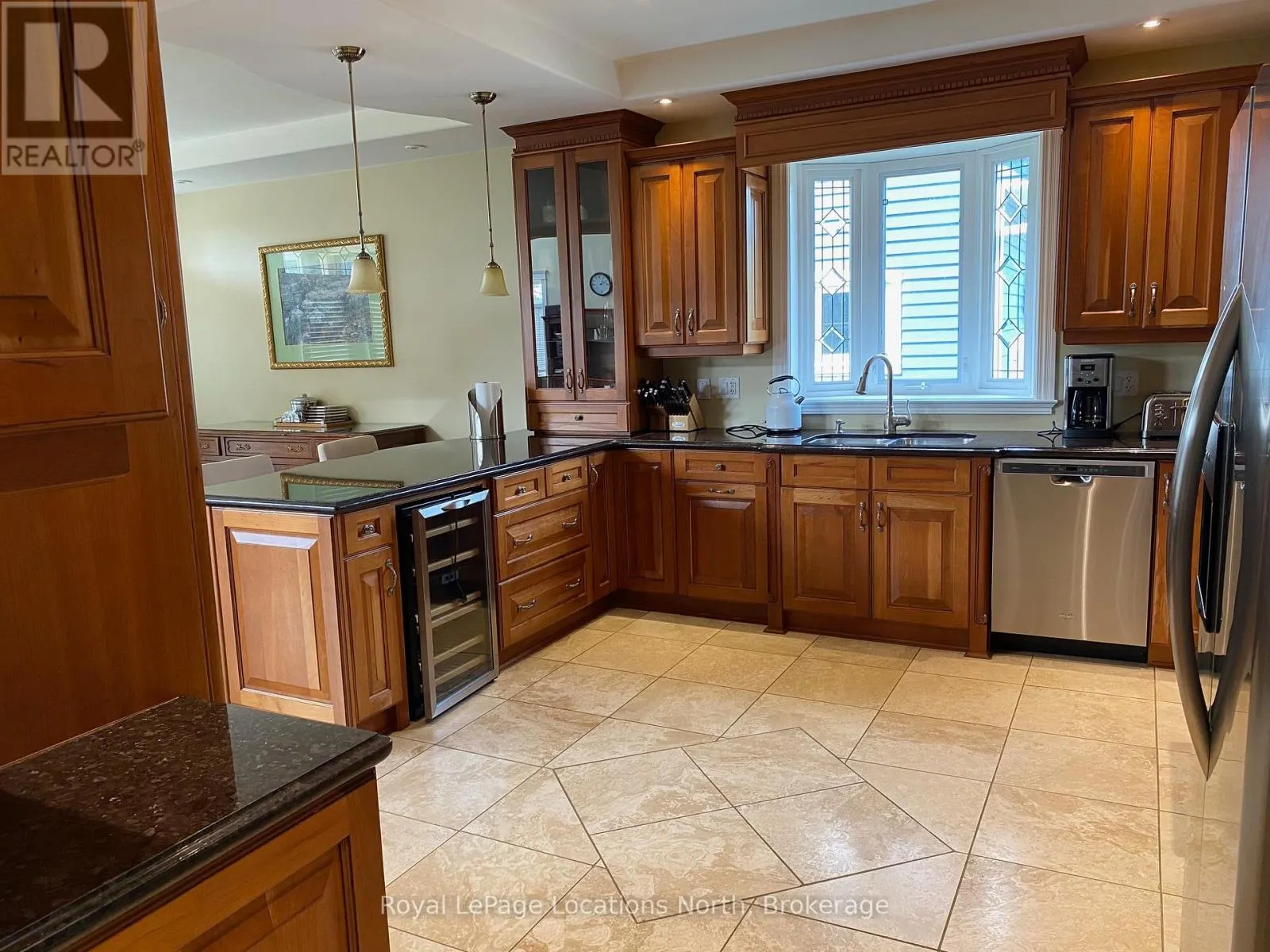 212 SNOWBRIDGE WAY