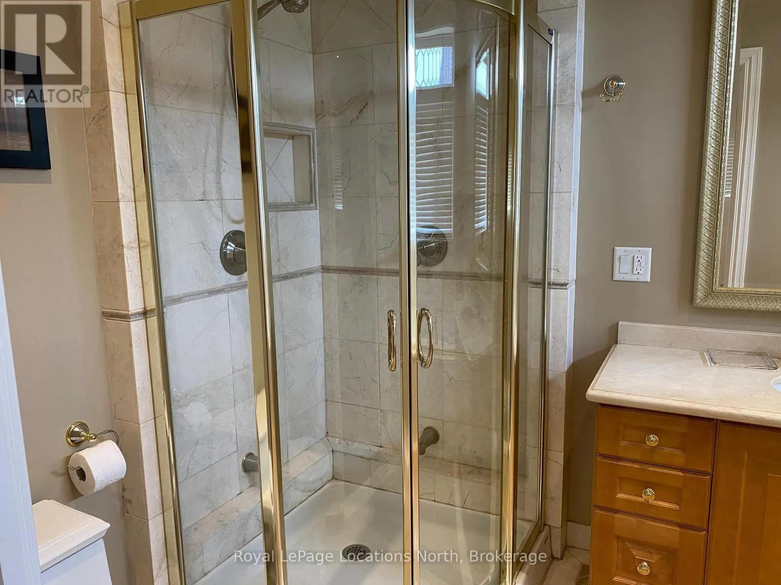 212 SNOWBRIDGE WAY