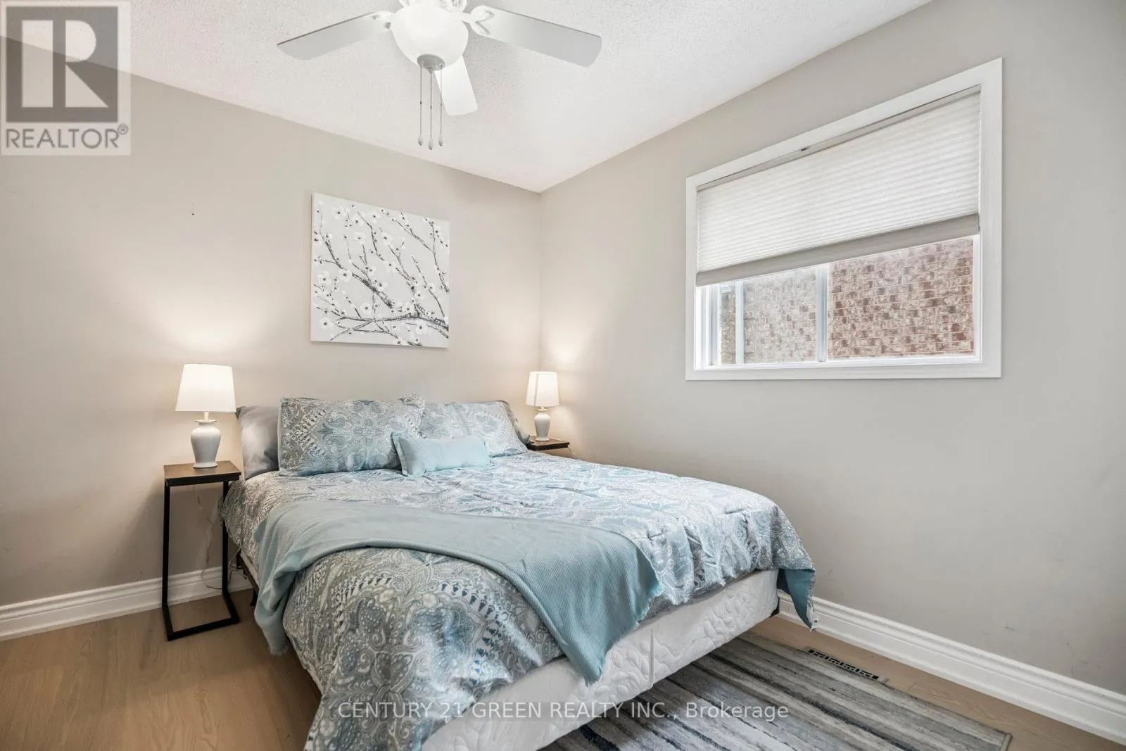 102 NISKA DRIVE