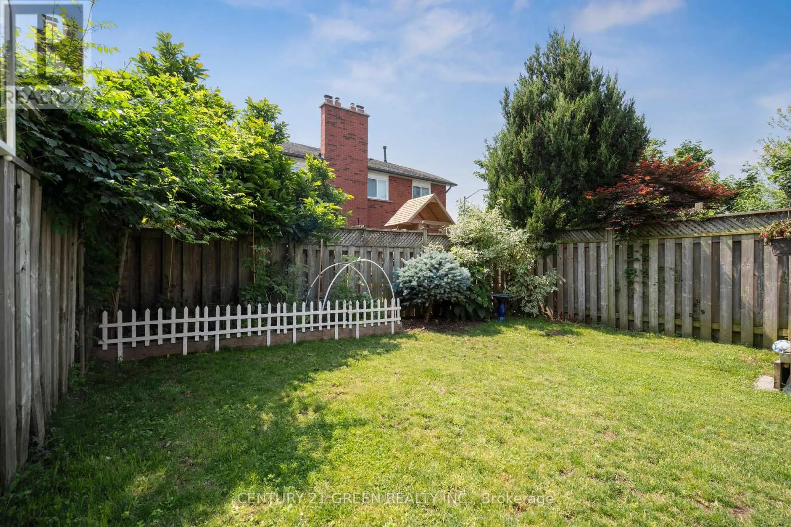 102 NISKA DRIVE