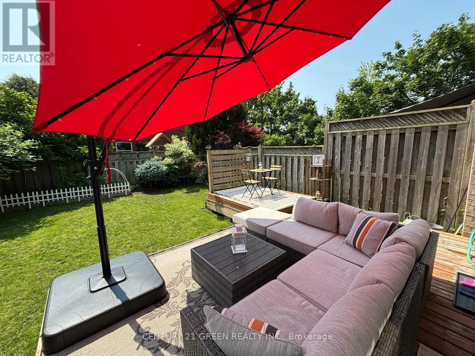 102 NISKA DRIVE