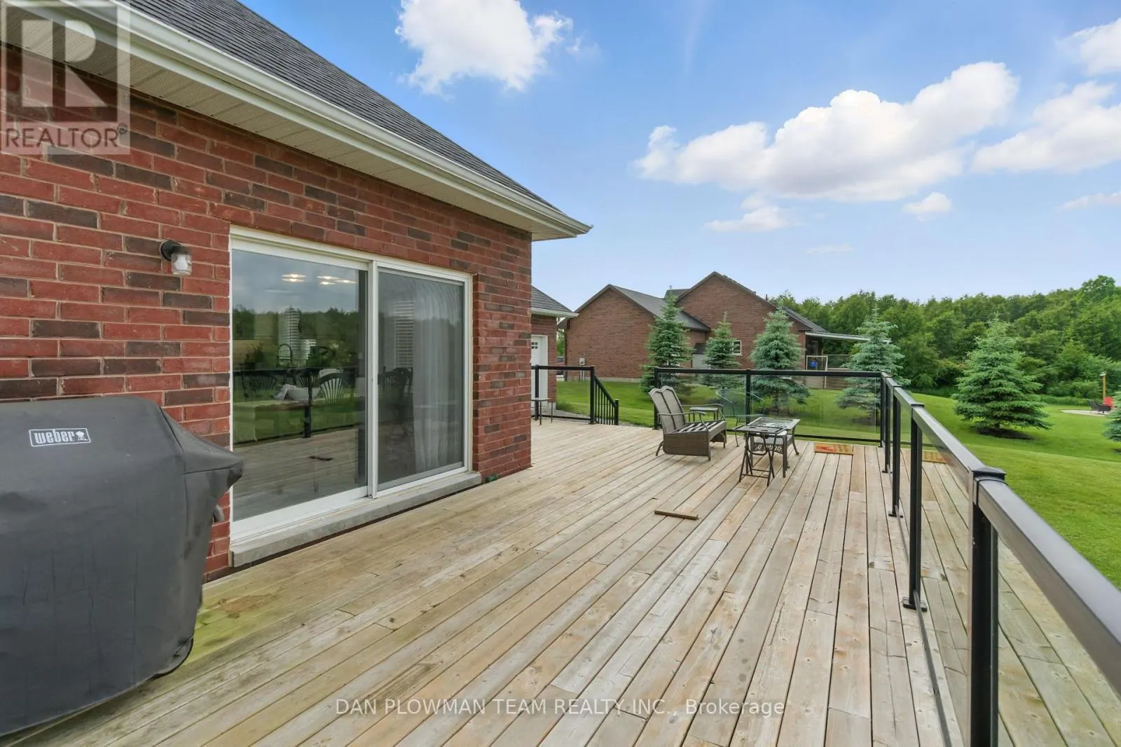 47 SONGBIRD CRESCENT
