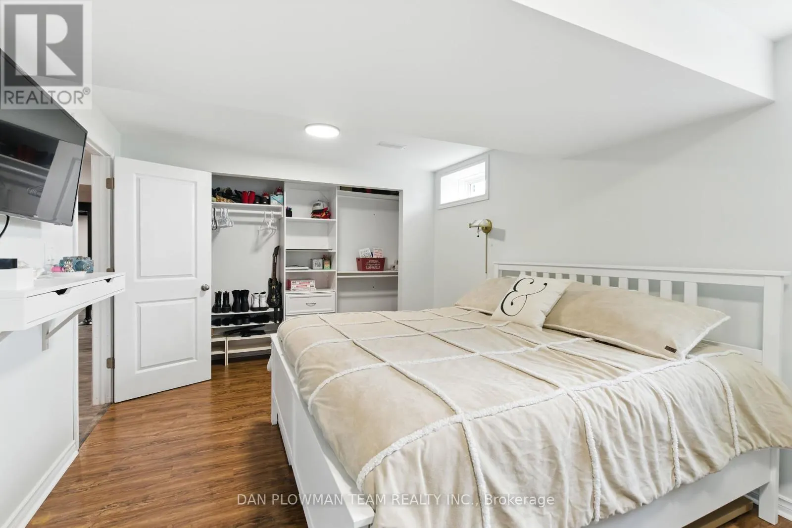 47 SONGBIRD CRESCENT