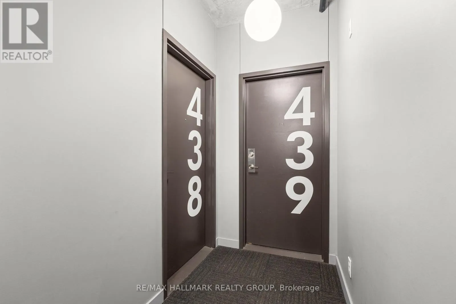 438 - 340 MCLEOD STREET