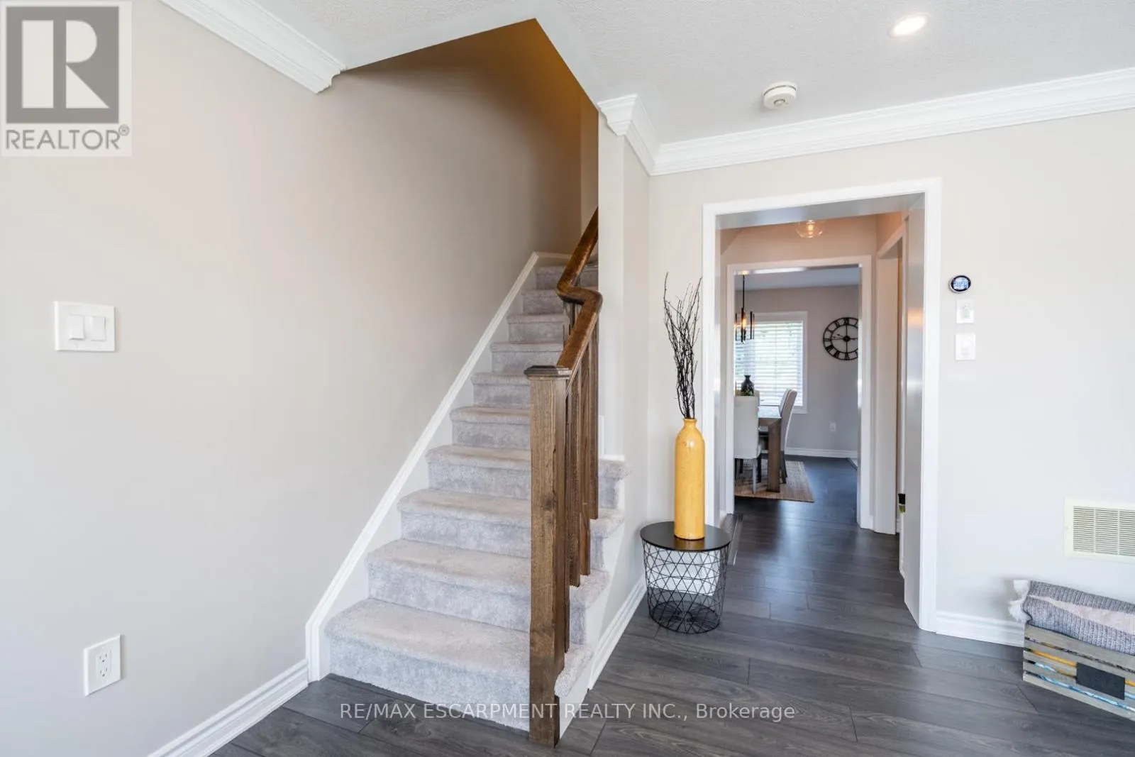 15 - 230 AVONSYDE BOULEVARD