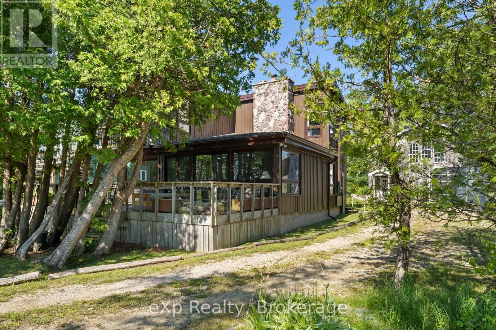 329 BAY STREET