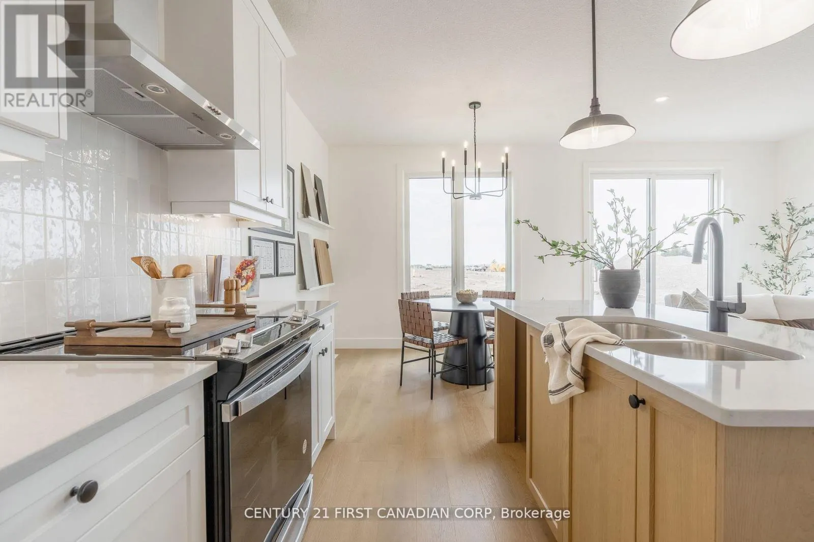 147-47 SCOTTS DRIVE