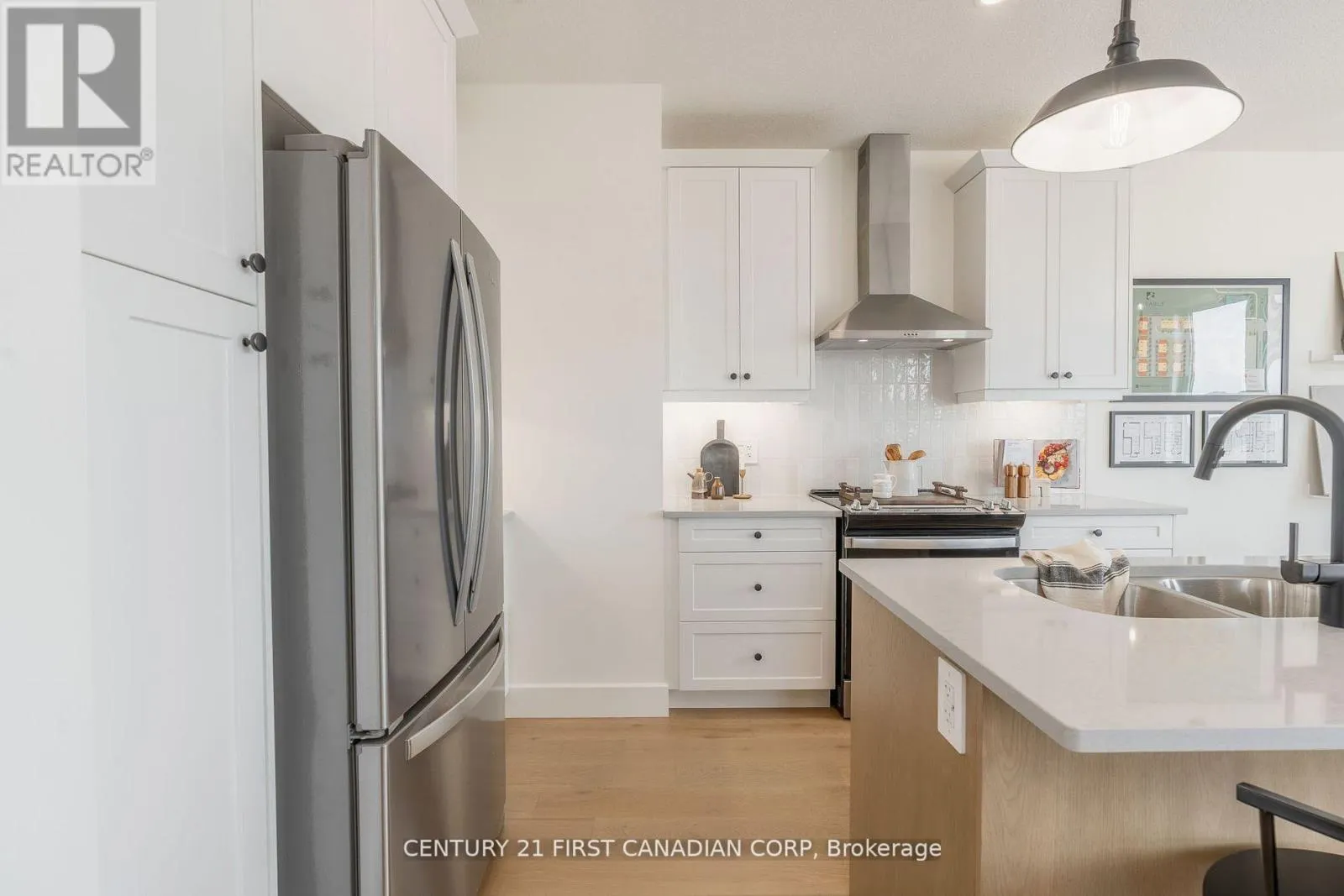 147-47 SCOTTS DRIVE