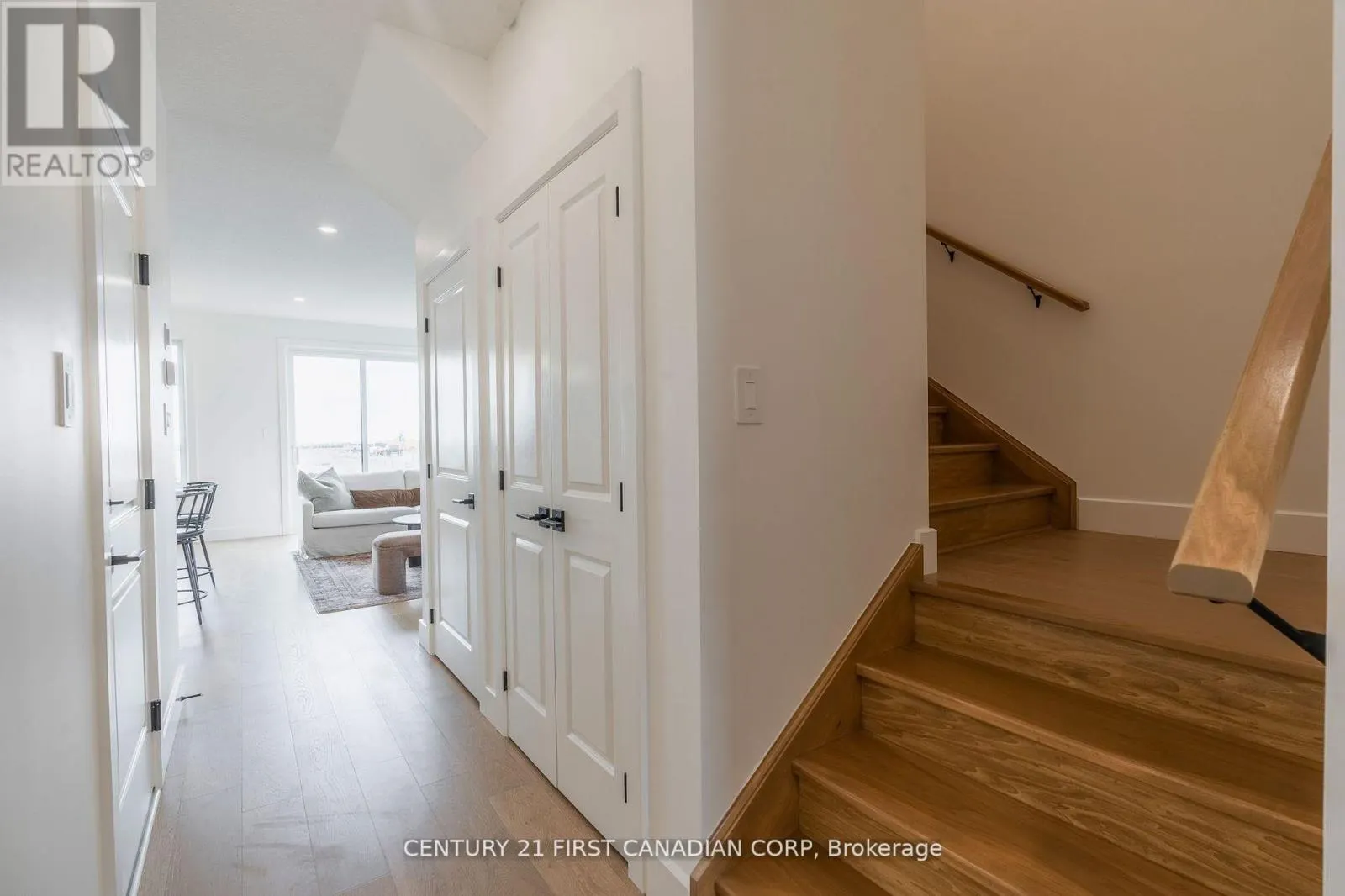 147-47 SCOTTS DRIVE
