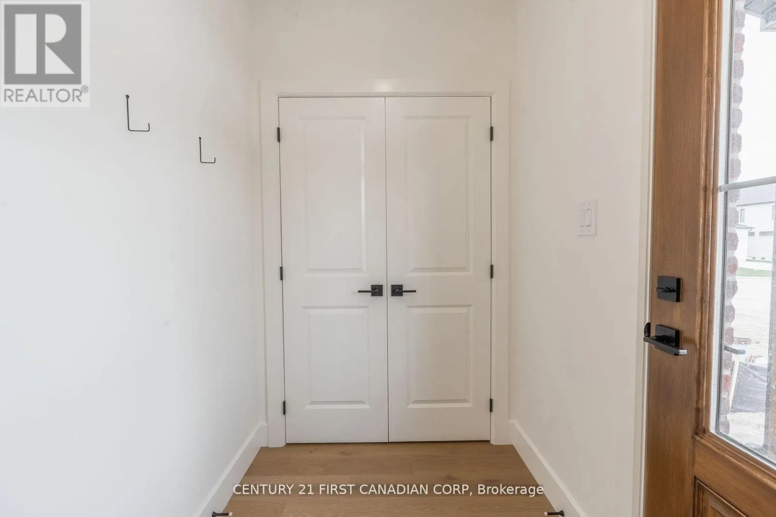 147-47 SCOTTS DRIVE