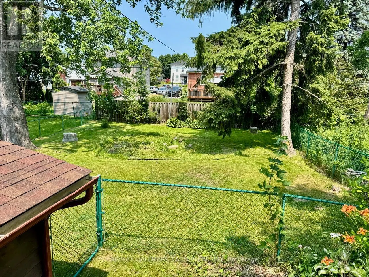232 MUNROE AVENUE