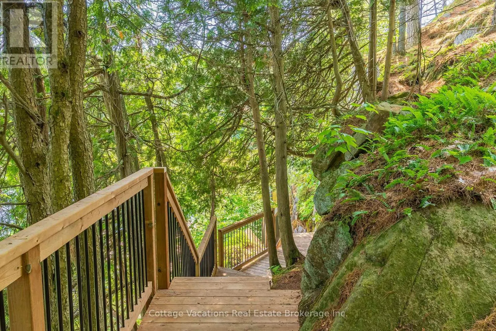 2 - 1053 BRACKENRIG ROAD, #2
