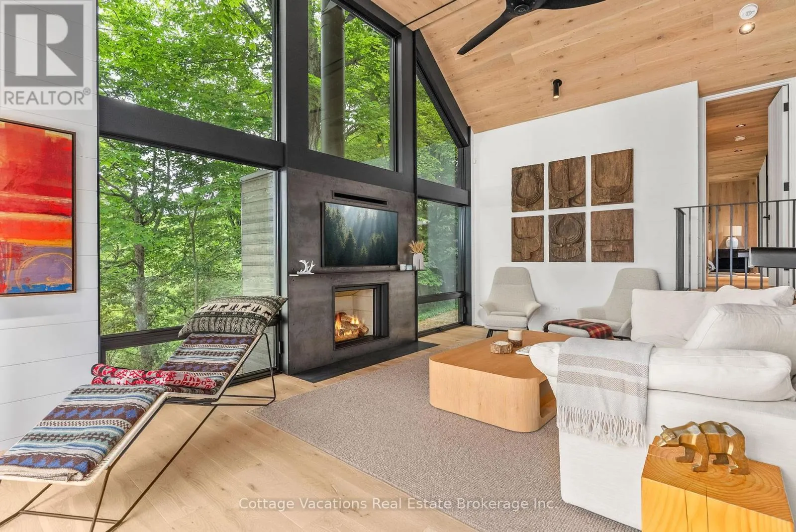 2 - 1053 BRACKENRIG ROAD, #2