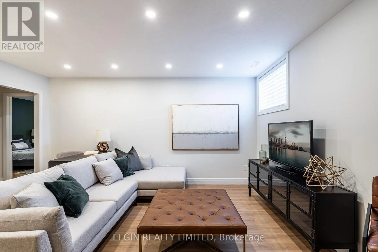 260 RENAISSANCE DRIVE