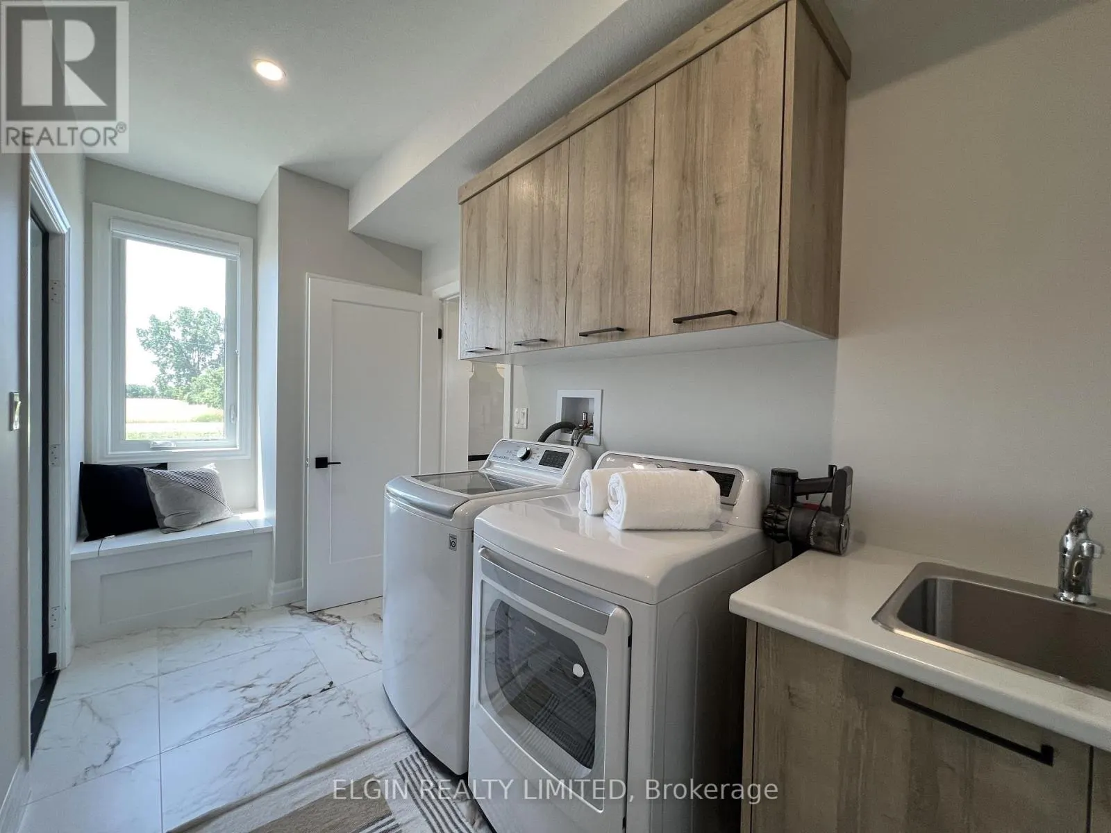 260 RENAISSANCE DRIVE