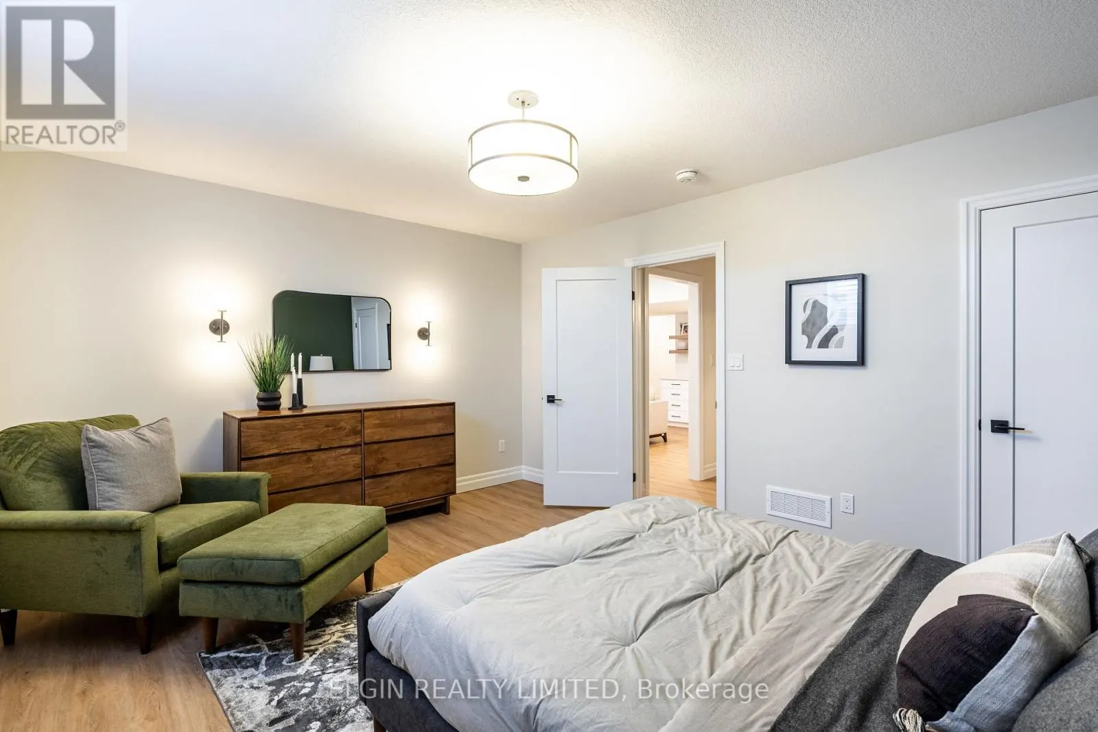 260 RENAISSANCE DRIVE