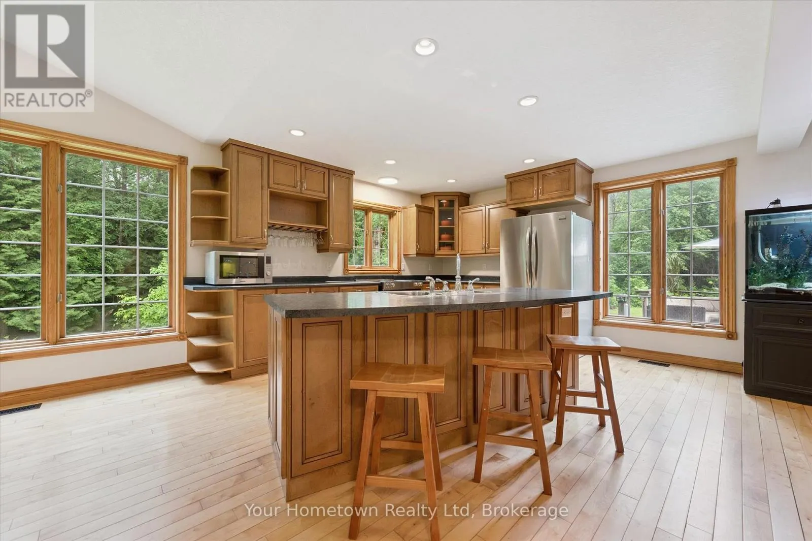 6258 WELLINGTON RD. 26 ROAD