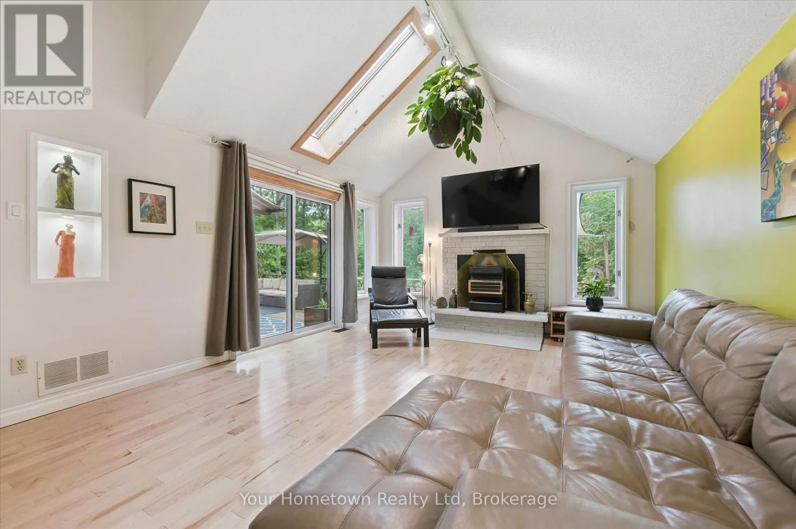 6258 WELLINGTON RD. 26 ROAD