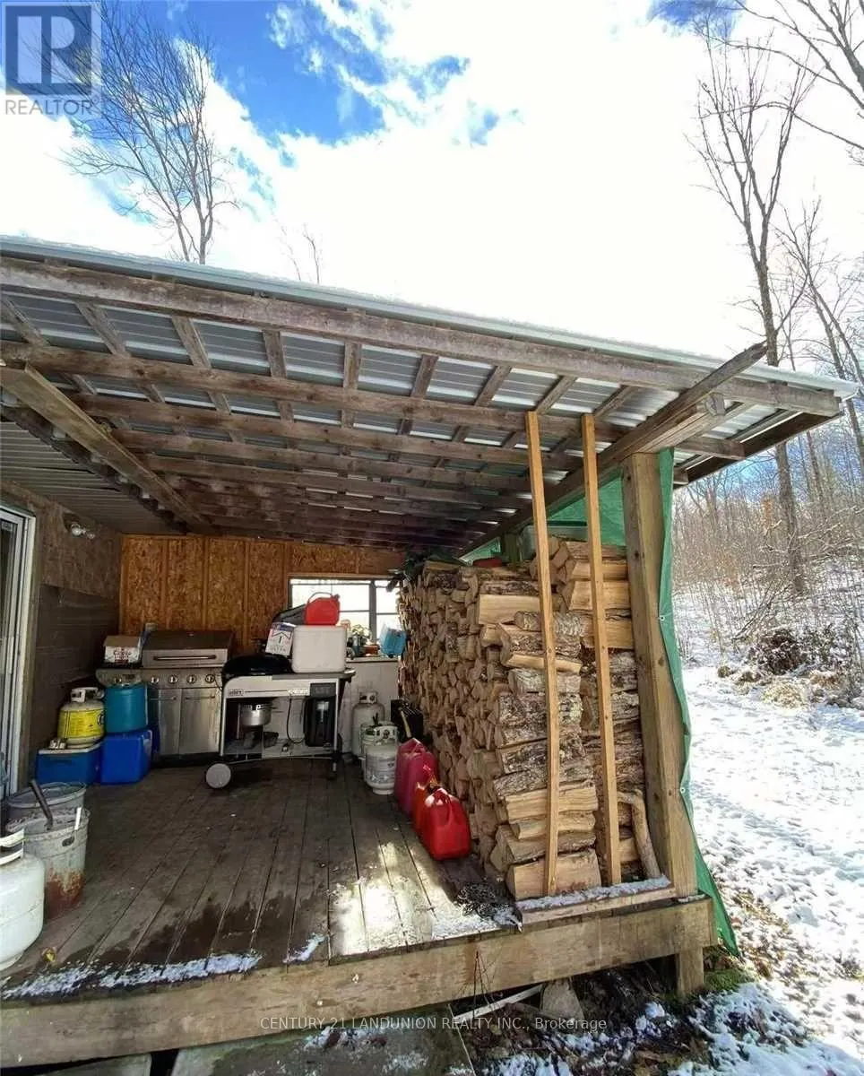 1091 CRYSTAL LAKE ROAD