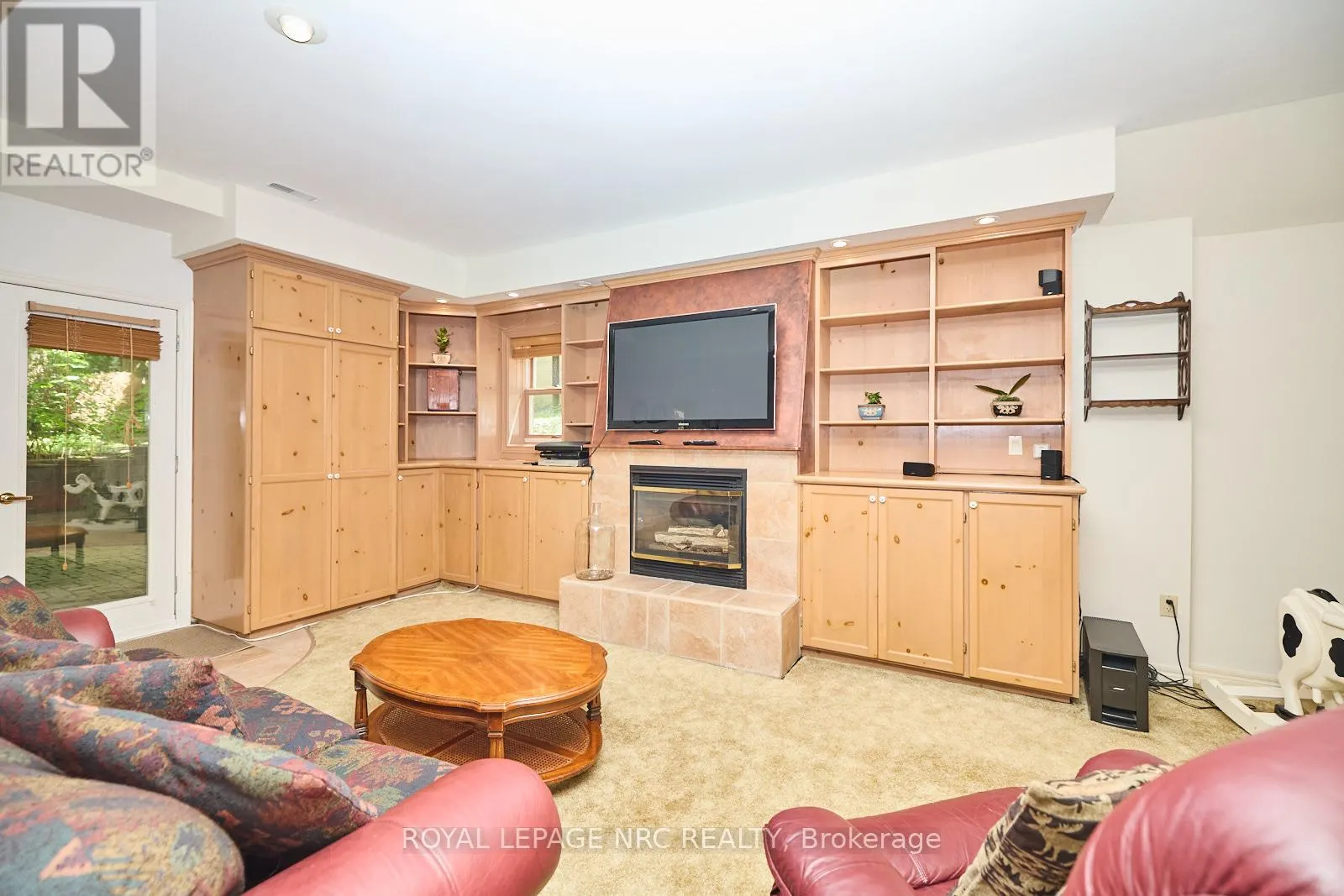 7 SCOTTDALE COURT