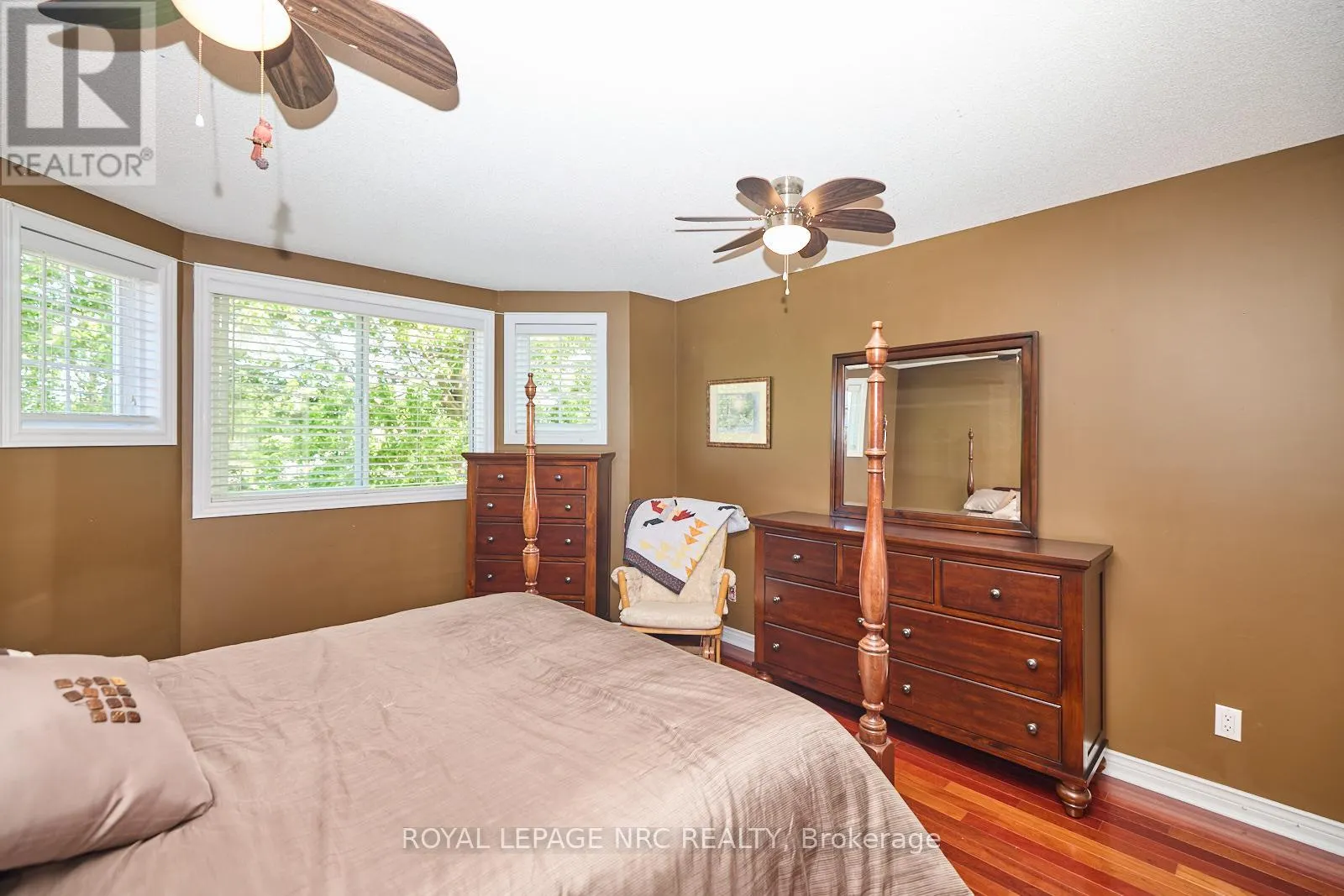 7 SCOTTDALE COURT