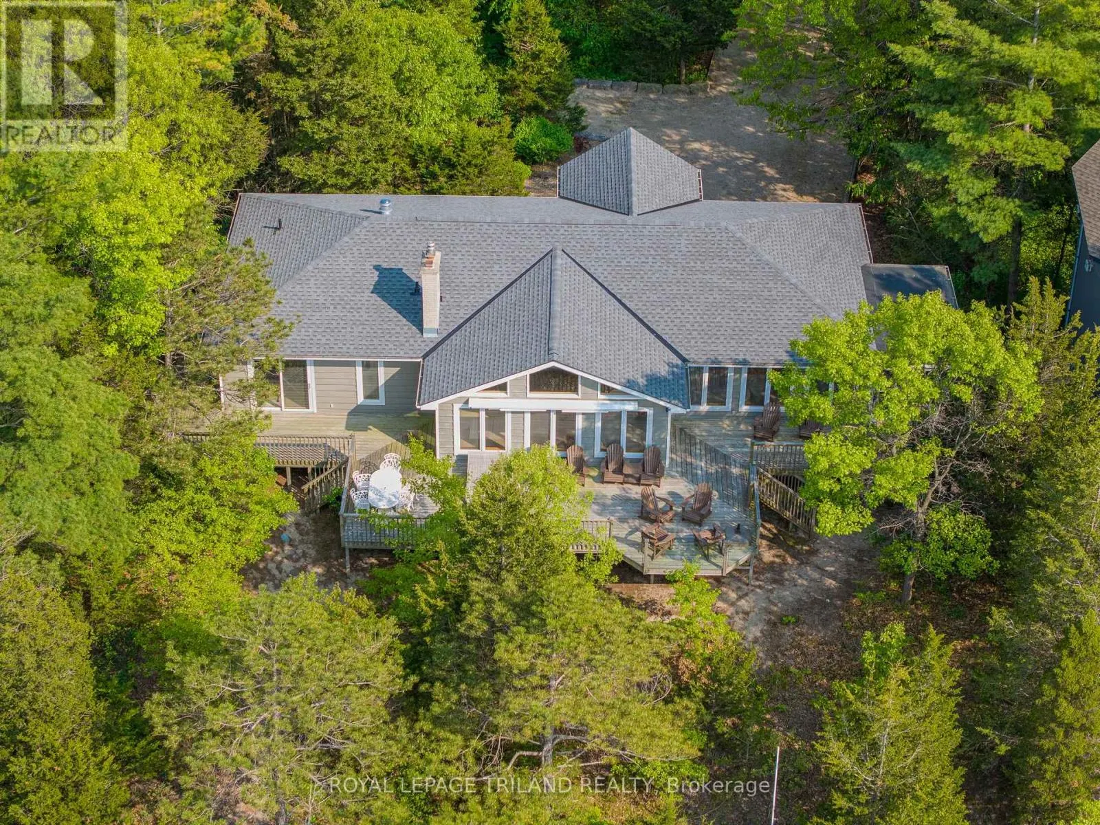 9856 HURON PLACE