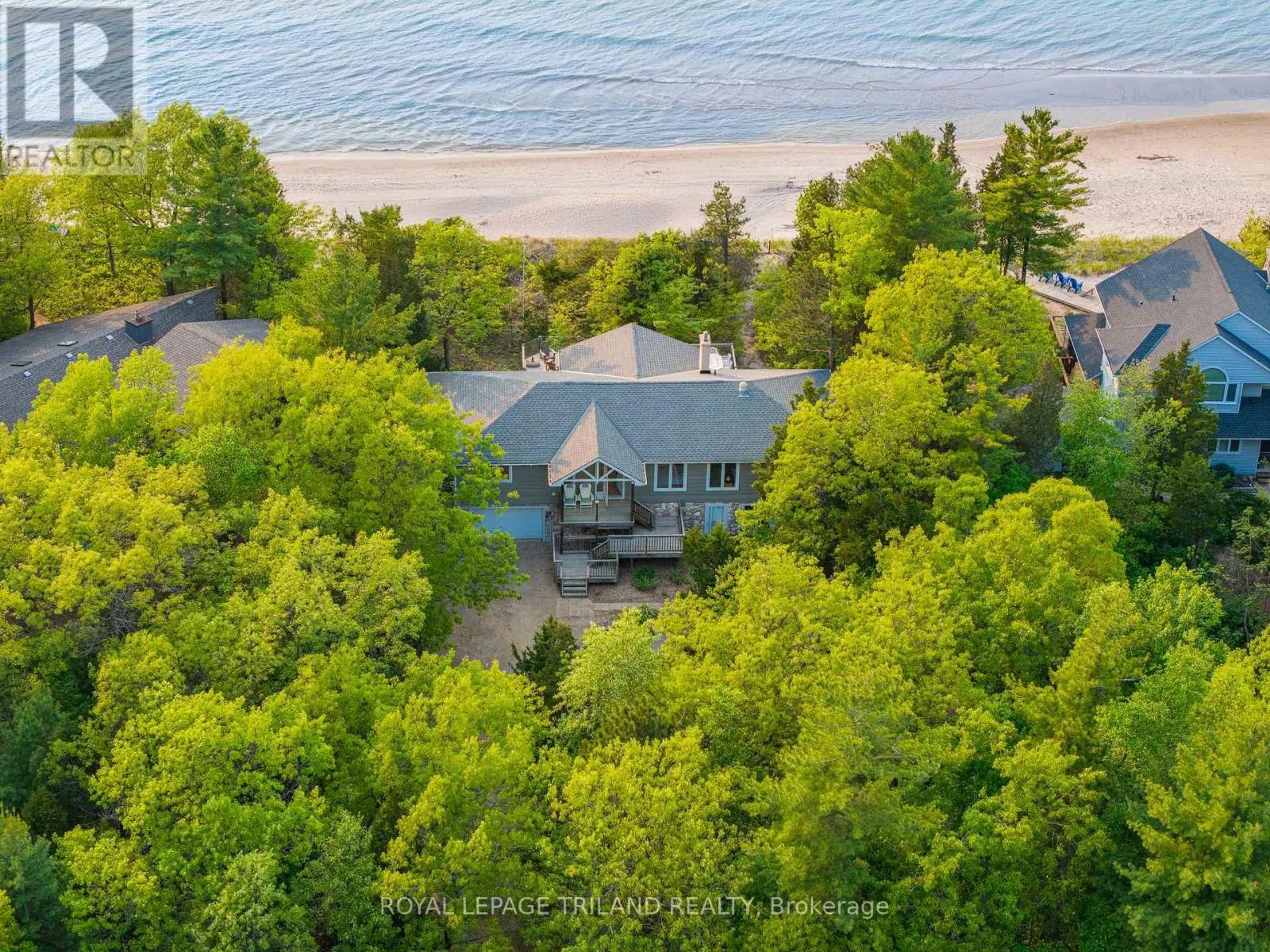 9856 HURON PLACE