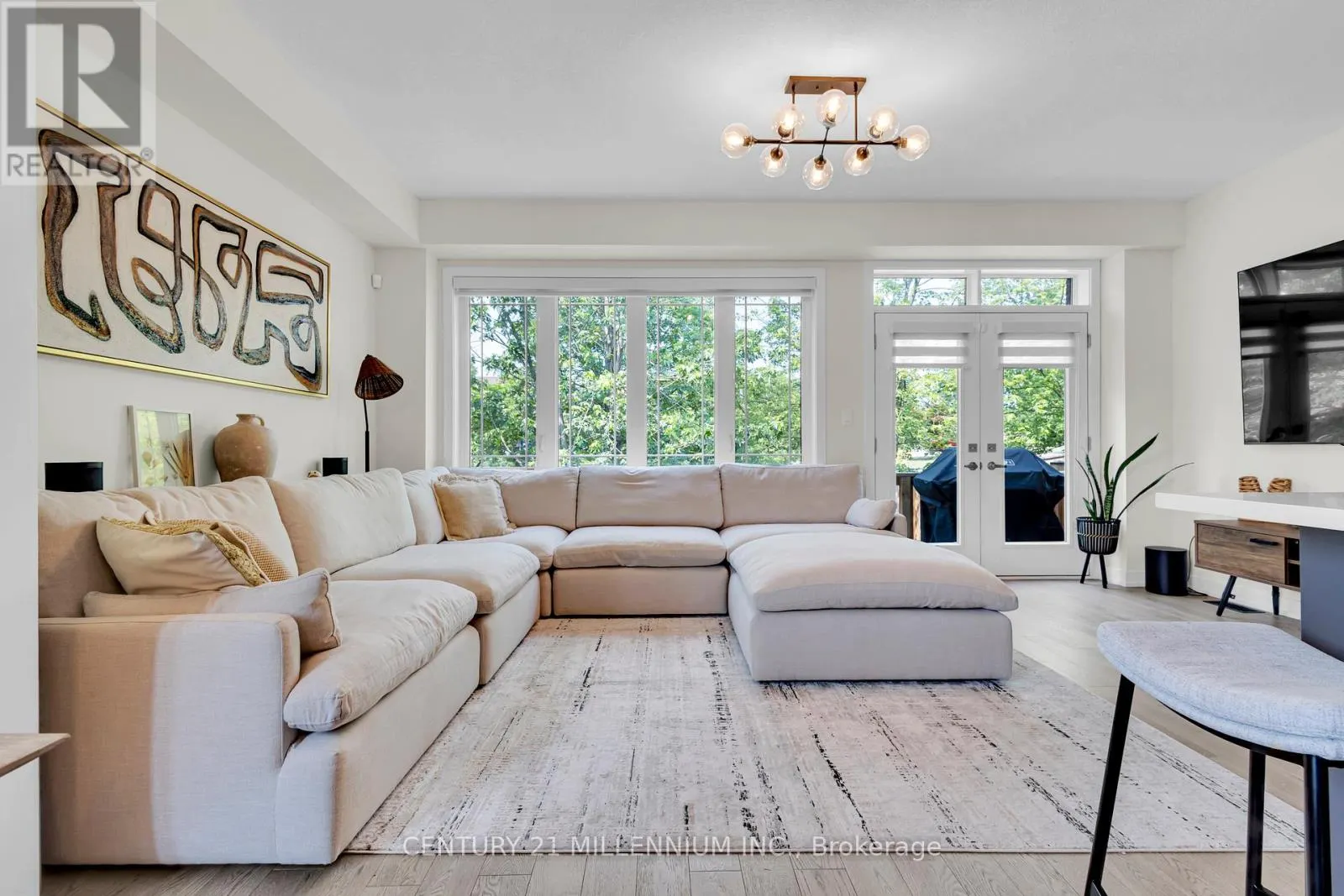 11 SUNDIN DRIVE