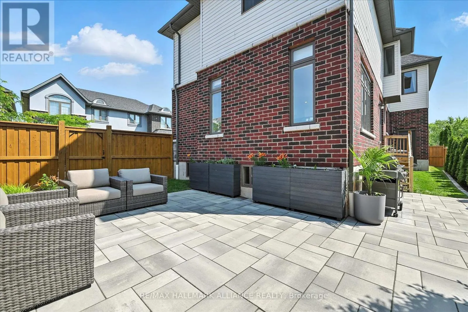 22 - 4297 EAST AVENUE E