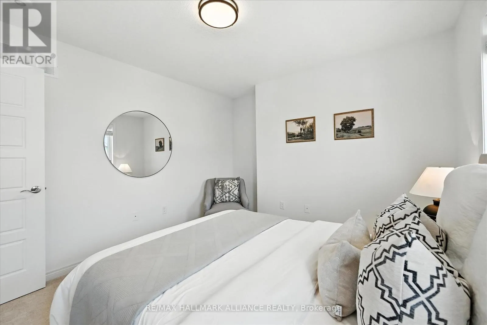 22 - 4297 EAST AVENUE E
