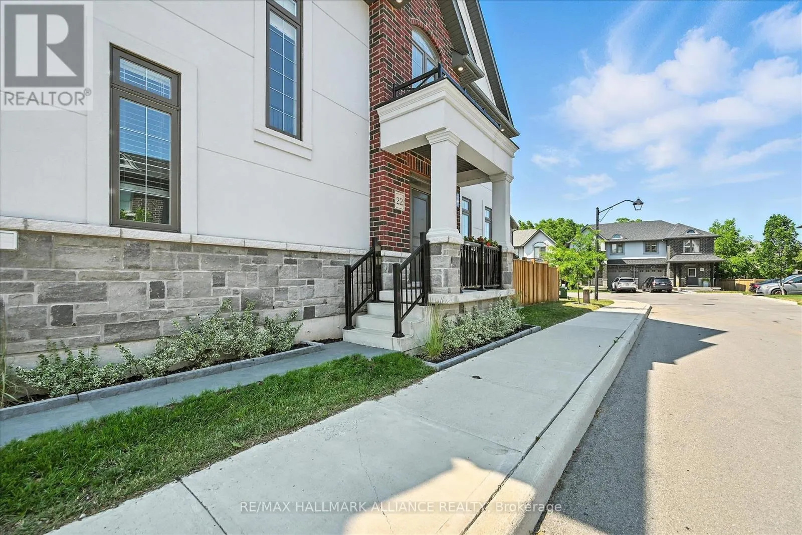 22 - 4297 EAST AVENUE E