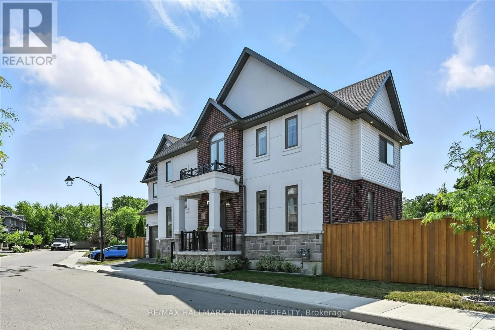 22 - 4297 EAST AVENUE E