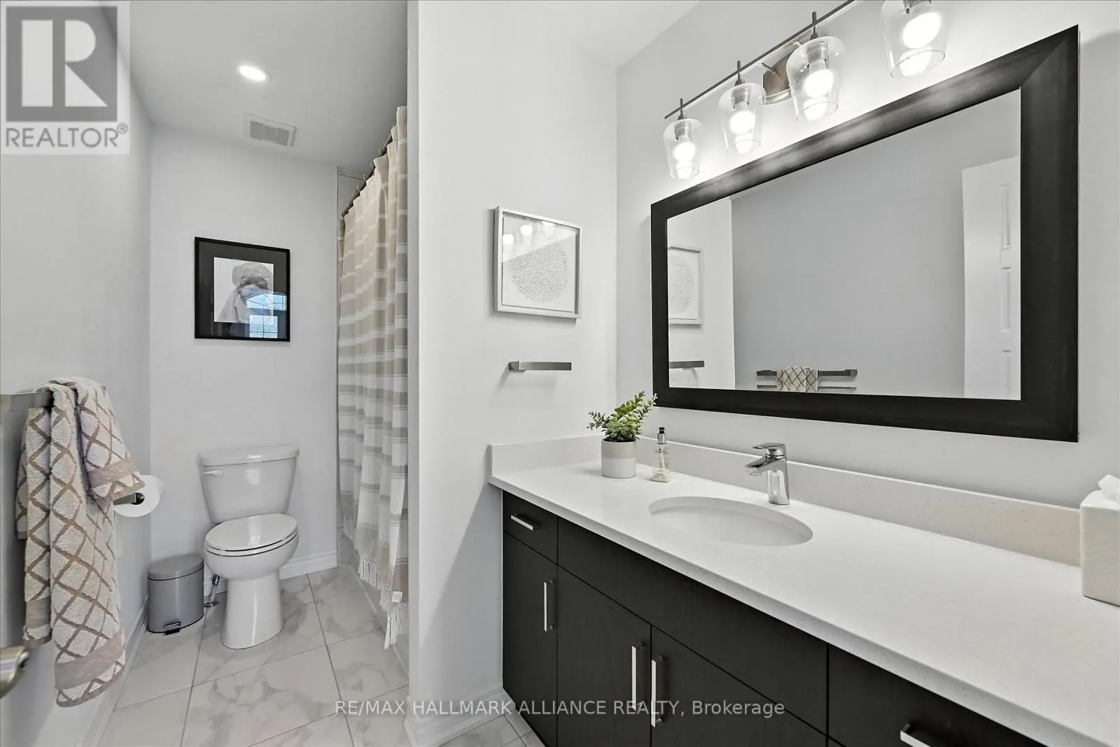 22 - 4297 EAST AVENUE E