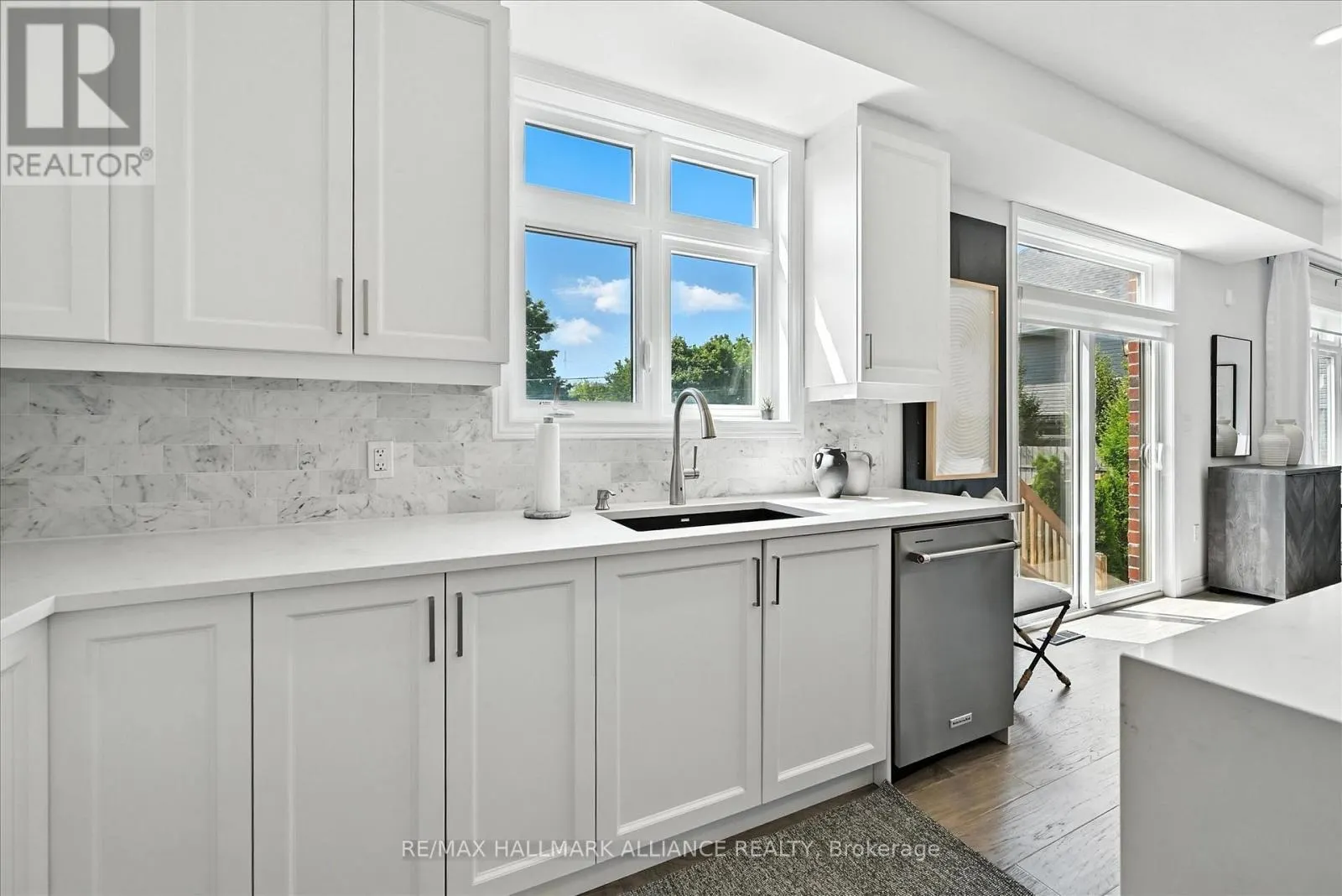 22 - 4297 EAST AVENUE E