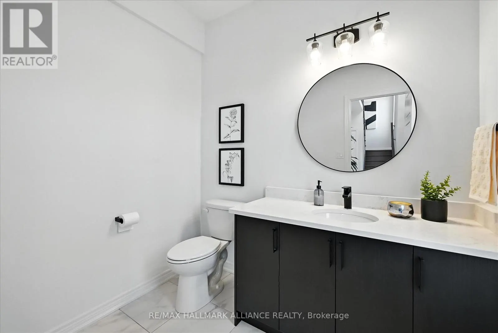 22 - 4297 EAST AVENUE E