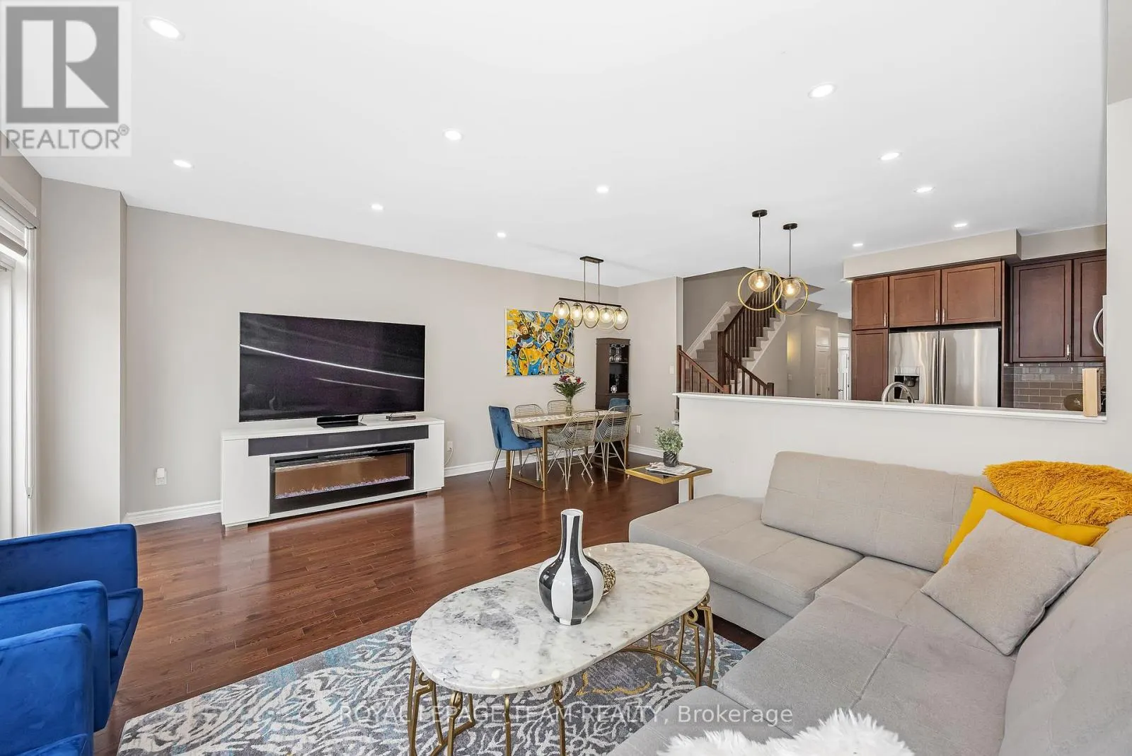 526 EDENWYLDE DRIVE