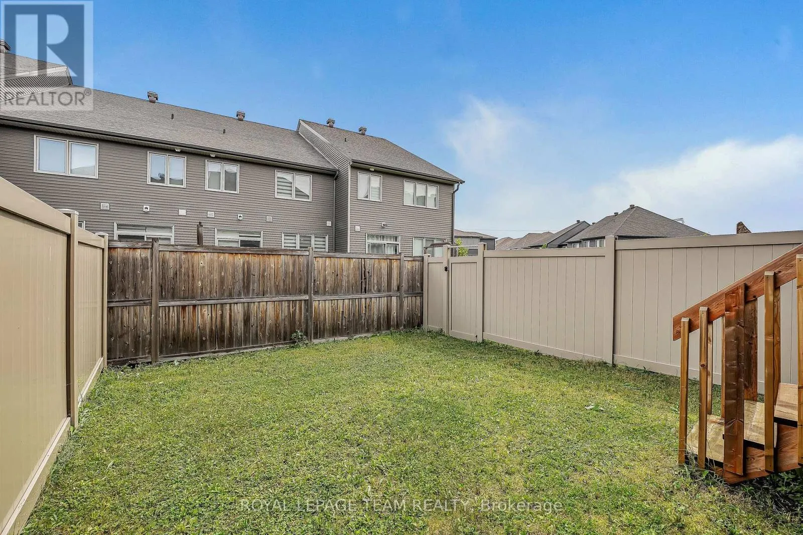 526 EDENWYLDE DRIVE
