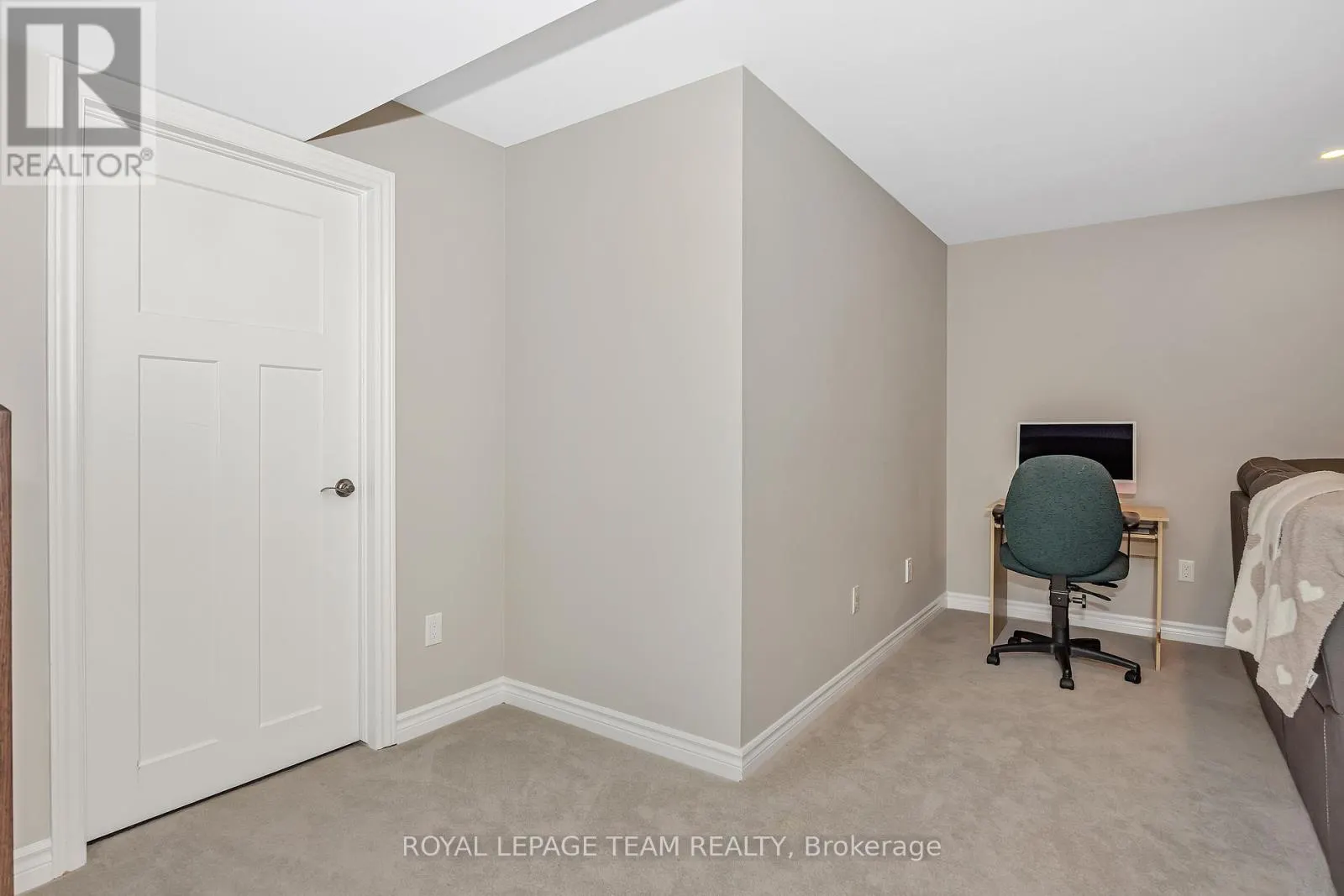 526 EDENWYLDE DRIVE